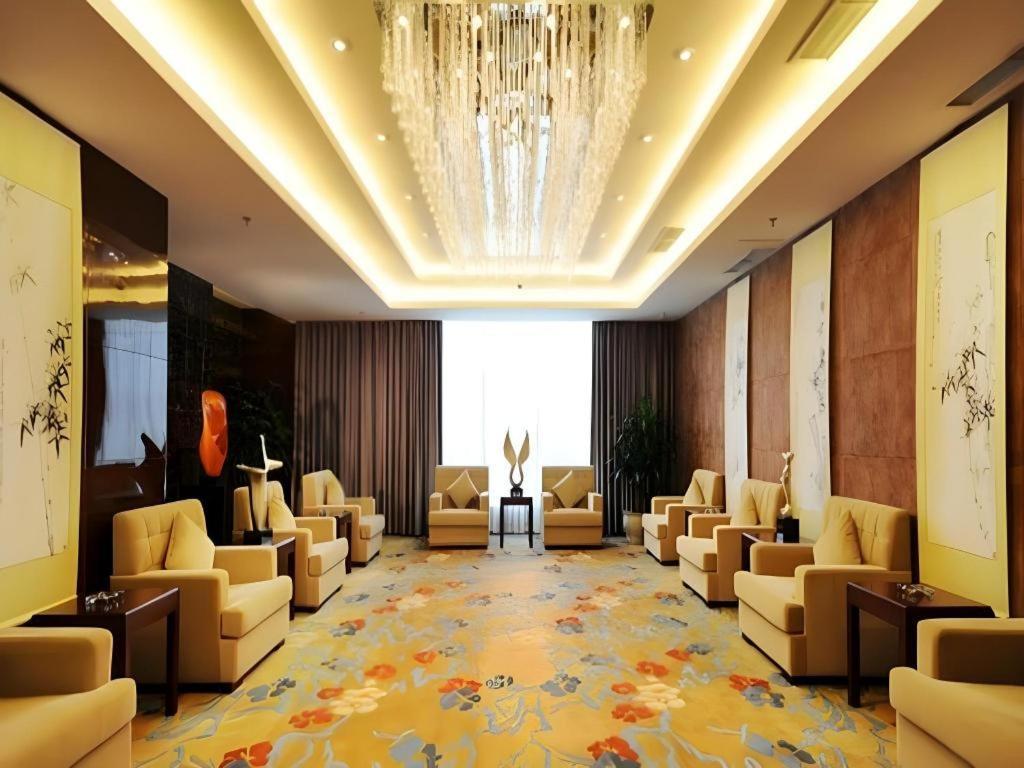 Chengdu Yinsheng International Hotel Supoqiao Εξωτερικό φωτογραφία