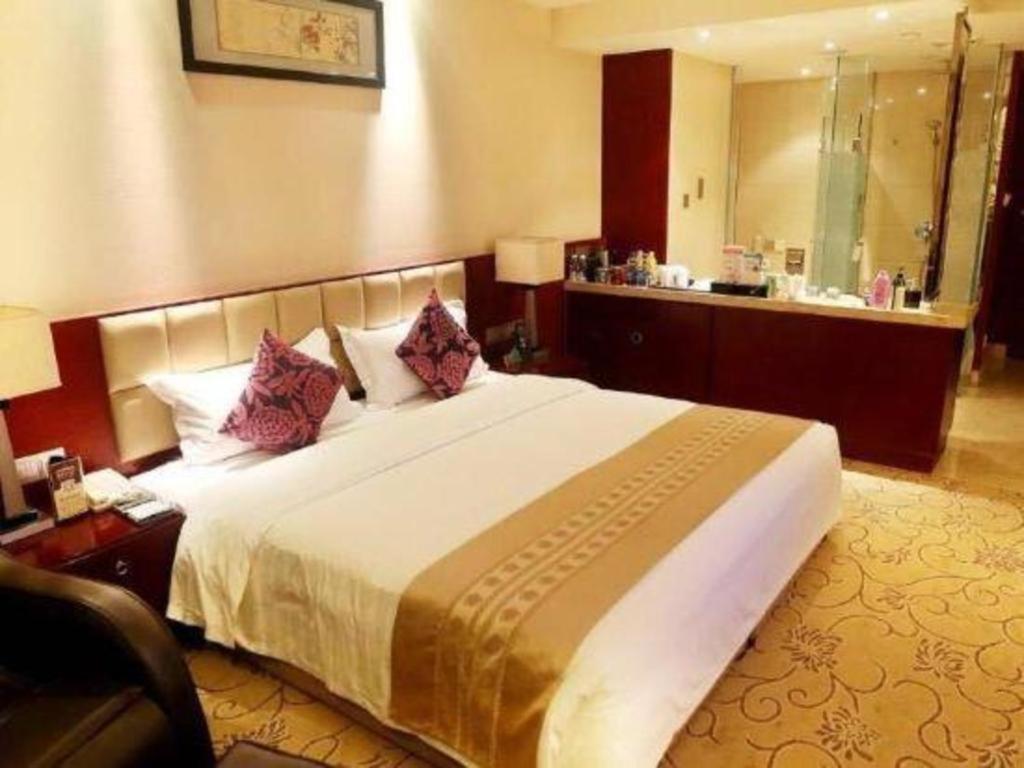 Chengdu Yinsheng International Hotel Supoqiao Εξωτερικό φωτογραφία
