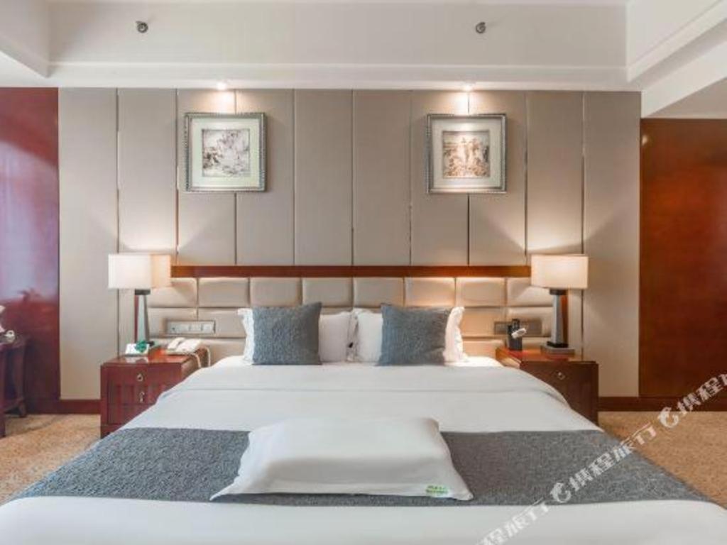 Chengdu Yinsheng International Hotel Supoqiao Εξωτερικό φωτογραφία