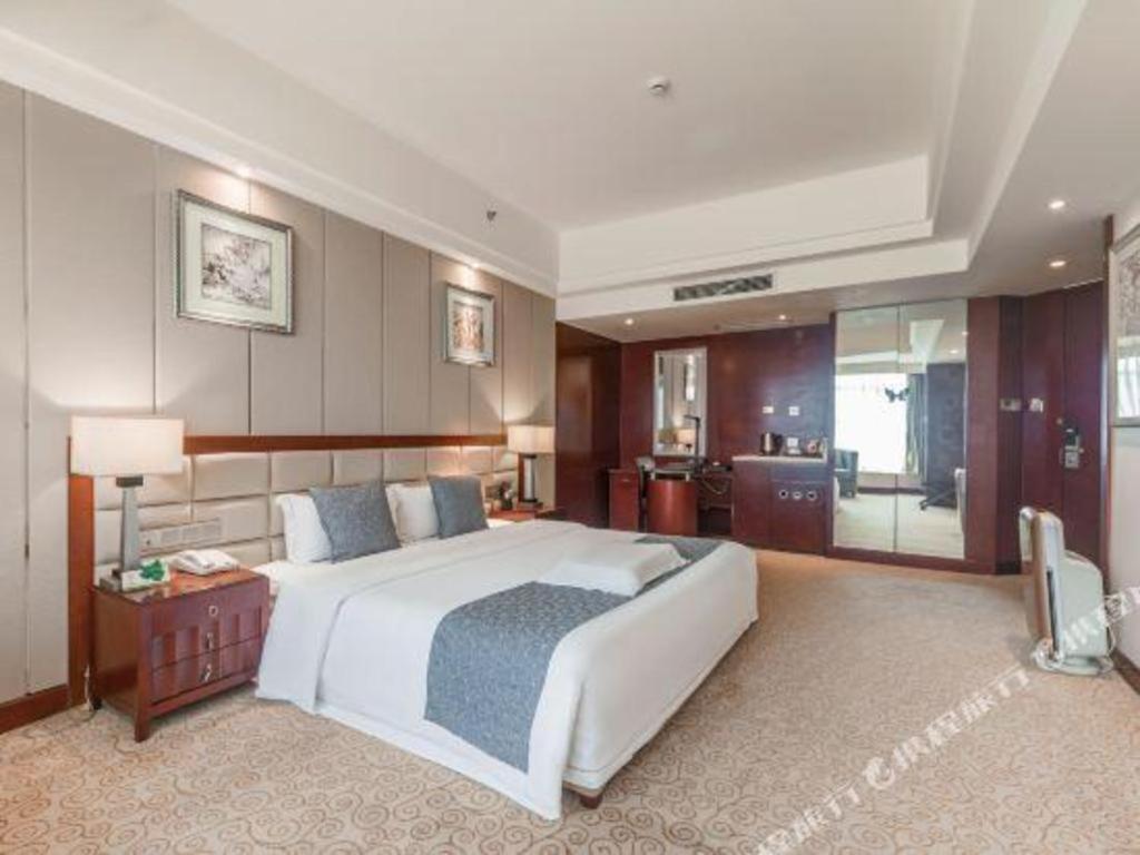 Chengdu Yinsheng International Hotel Supoqiao Εξωτερικό φωτογραφία