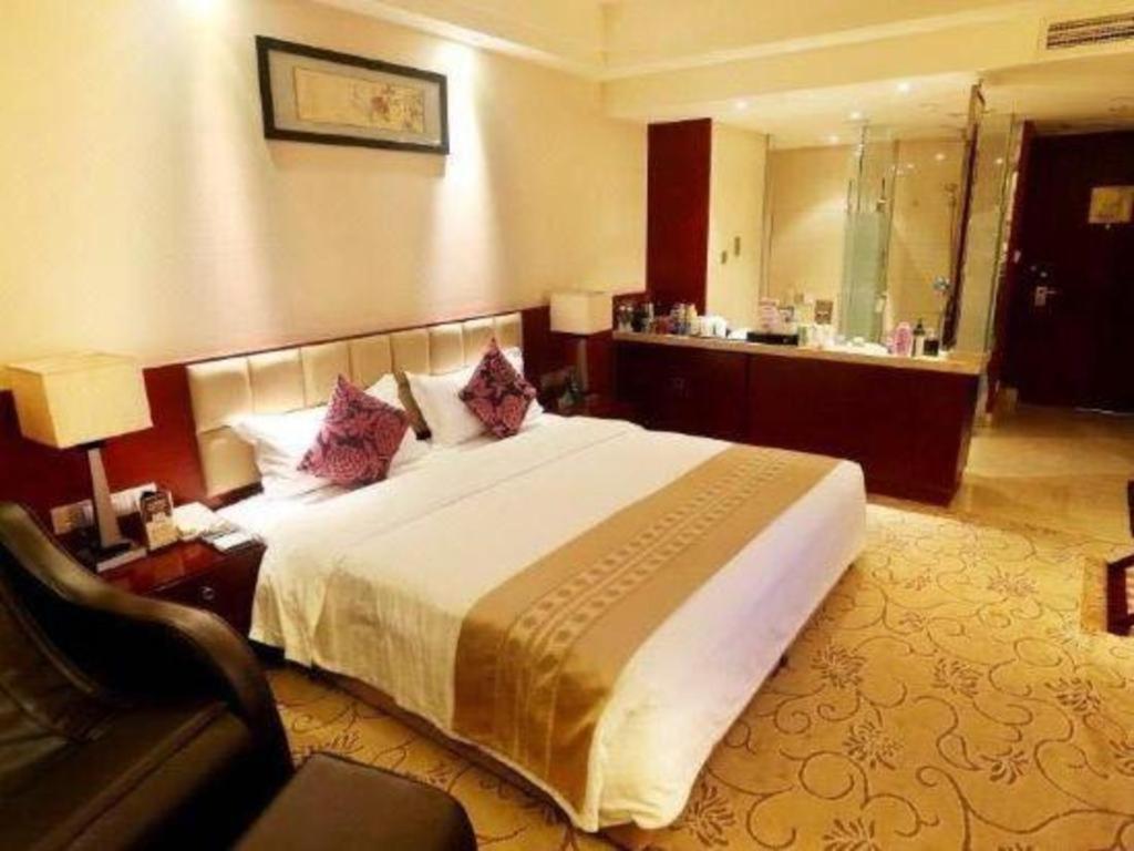 Chengdu Yinsheng International Hotel Supoqiao Εξωτερικό φωτογραφία