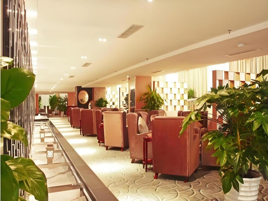 Chengdu Yinsheng International Hotel Supoqiao Εξωτερικό φωτογραφία